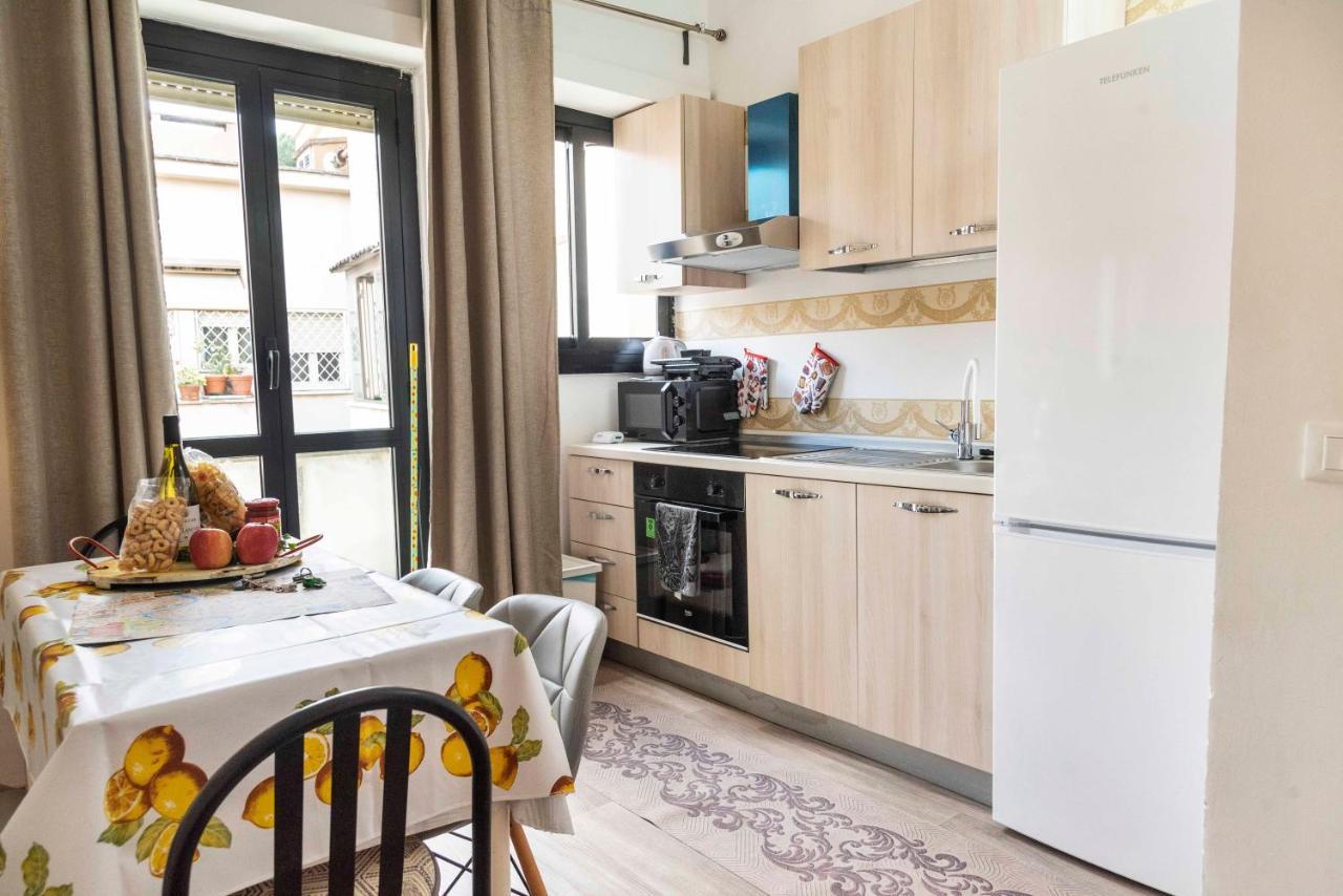 Merulana Suite S.Peter Rome Extérieur photo