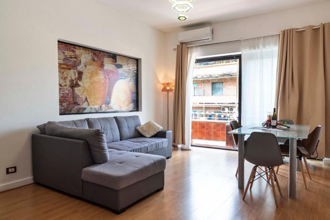 Merulana Suite S.Peter Rome Extérieur photo